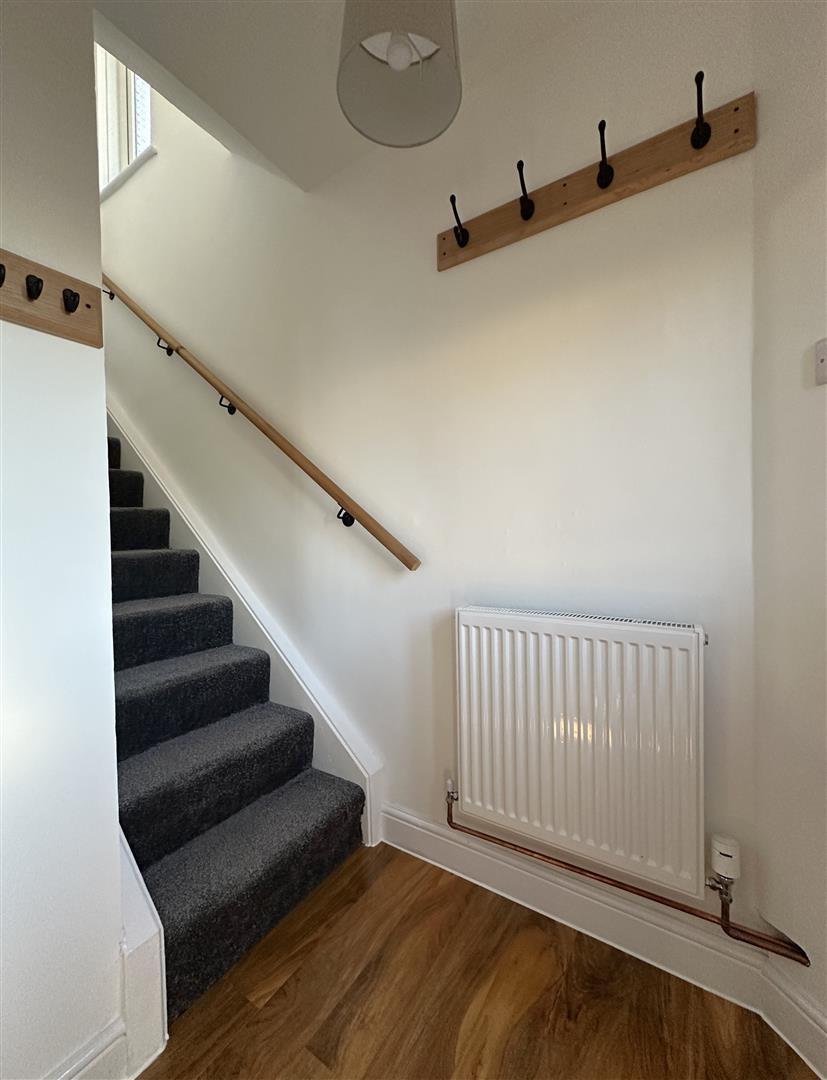 Ladyfield Road, 